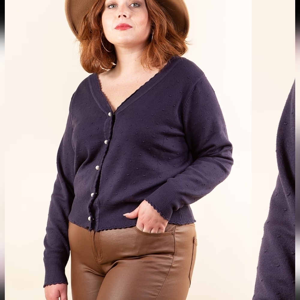 Molly Bracken Long Sleeves Cardigan. Navy Blue. Textured. Pearl Buttons. 3XL.